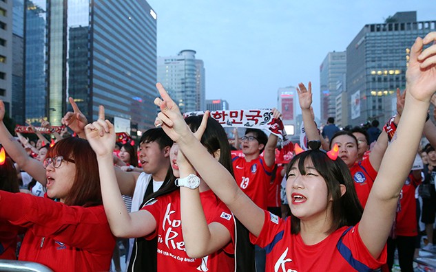 Fans_Cheers_Team_Korea_20140627_Article_04