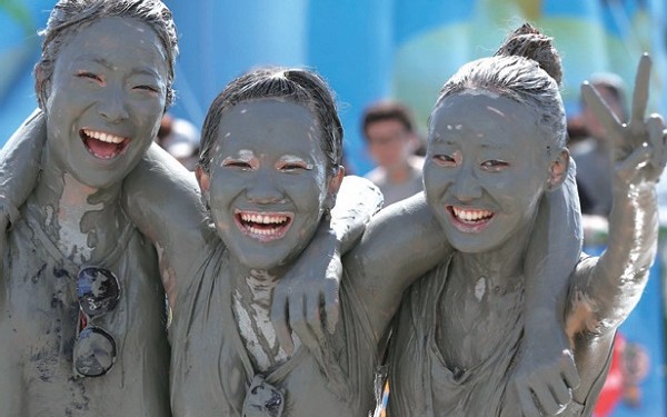 Boryeong_Festival_02