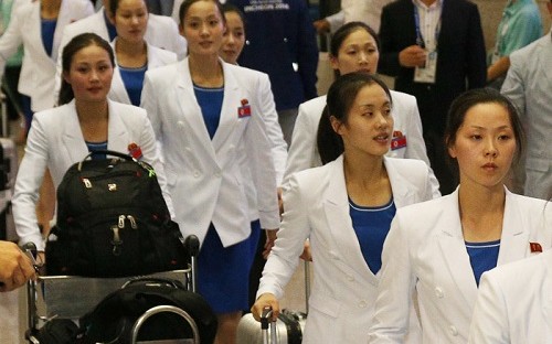 <아시안게임 D-3> 북한 선수단 인천공항에 입국