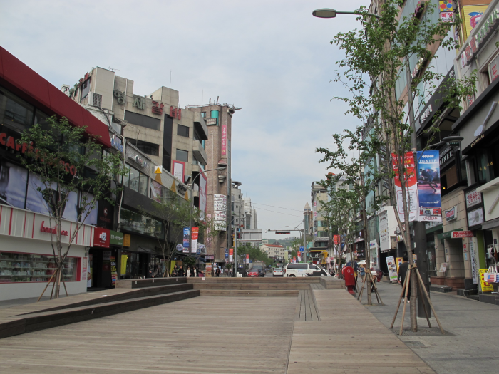 Sinchon Street 02