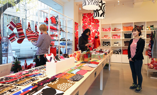 Finnish brand Marimekko sells decorative crafts and home furnishings popular with trendy young customers and tourists (photo: KOCIS).