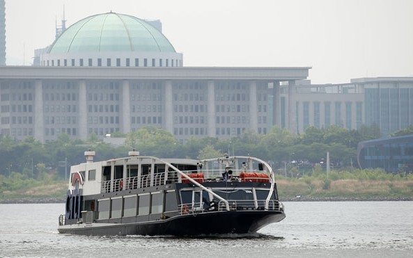 Yanghwajin_Ferry_Trip_L4