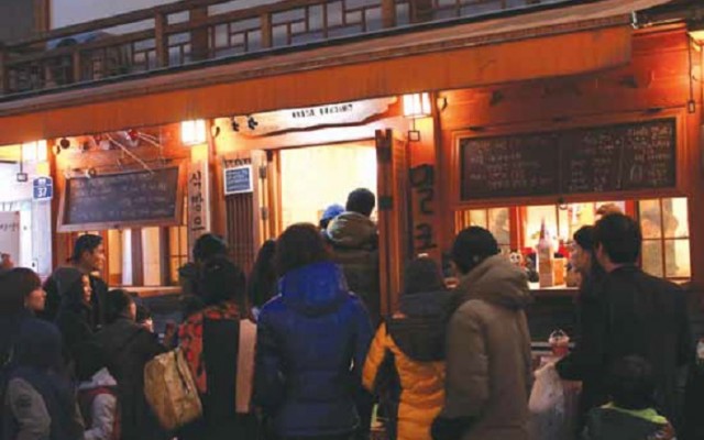 Seoul_Alley_Samcheongdong_01