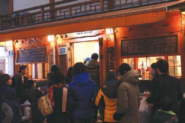 Seoul_Alley_Samcheongdong_01