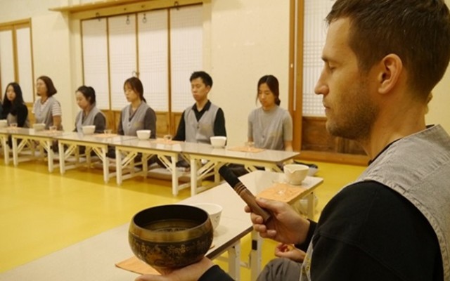 templestay_meditation_in1