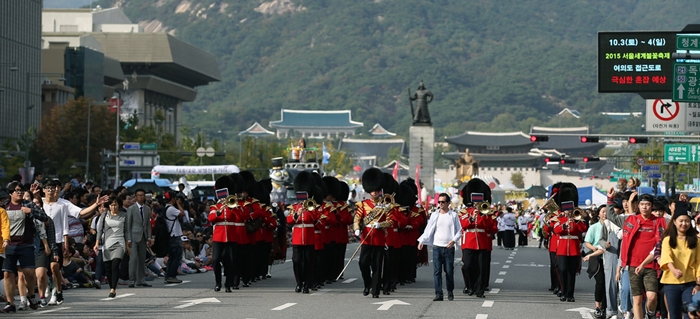 uk visit korea